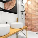 Househost Apartment: Lazarza Street Lejlighed